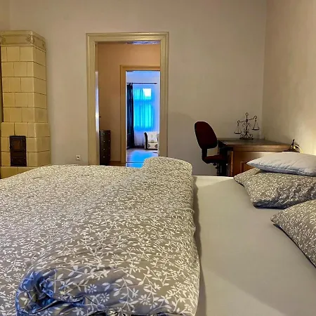 Apartmán Luxury And Historical Right In The Center 130 M2, Terrace And Garden